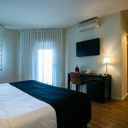 犹太教堂水疗酒店 3*