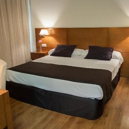 犹太教堂水疗酒店 3*